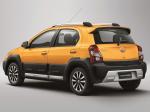 Toyota Etios Cross 2013 года